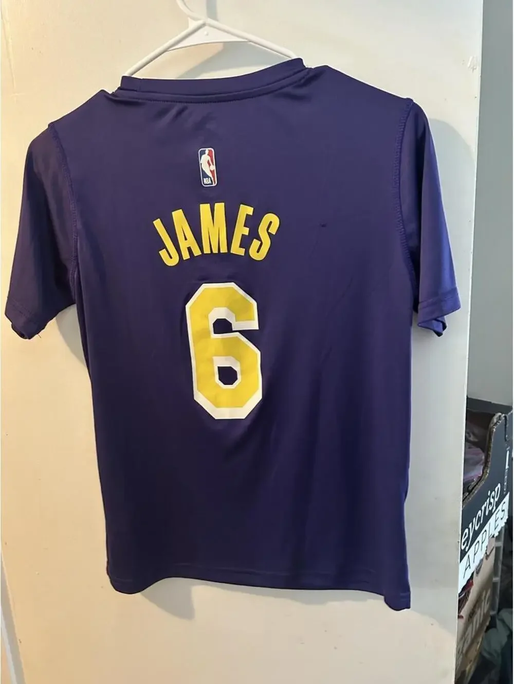 LeBron James Los Angeles Lakers t-shirt jersey, size 10 years #basketball #laker
