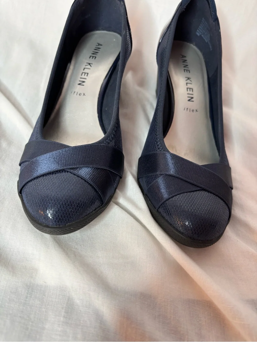 Anne Klein see photos
