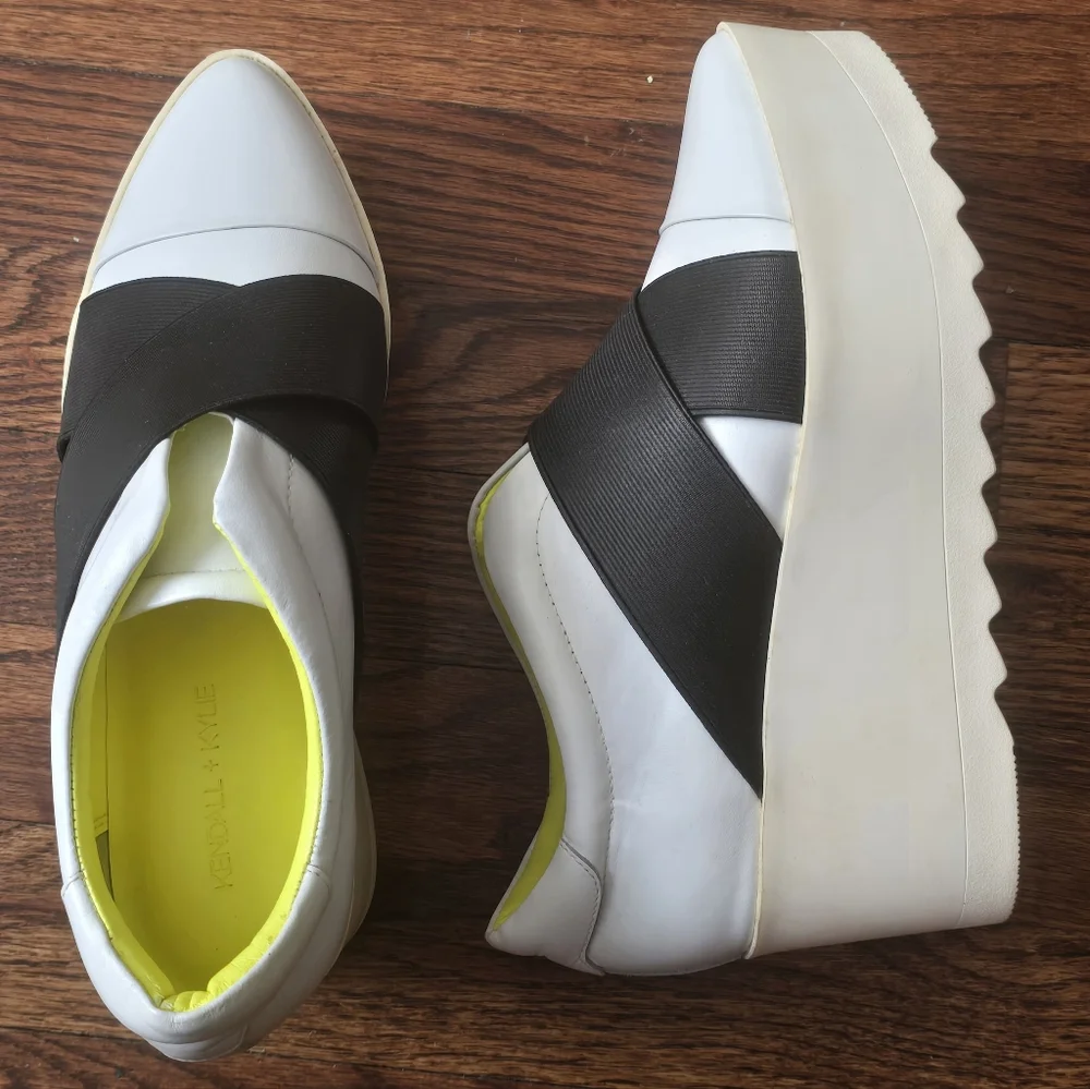 Kendall & Kylie neon color wide