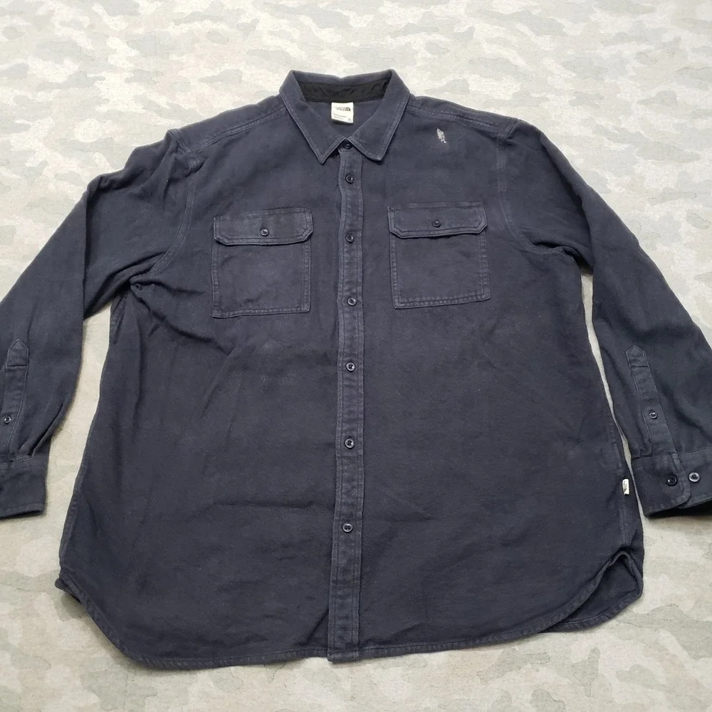 the North Face Shirt Mens 2XL Blue Pockets Long Sleeve Button-Up Chamois Outdoor