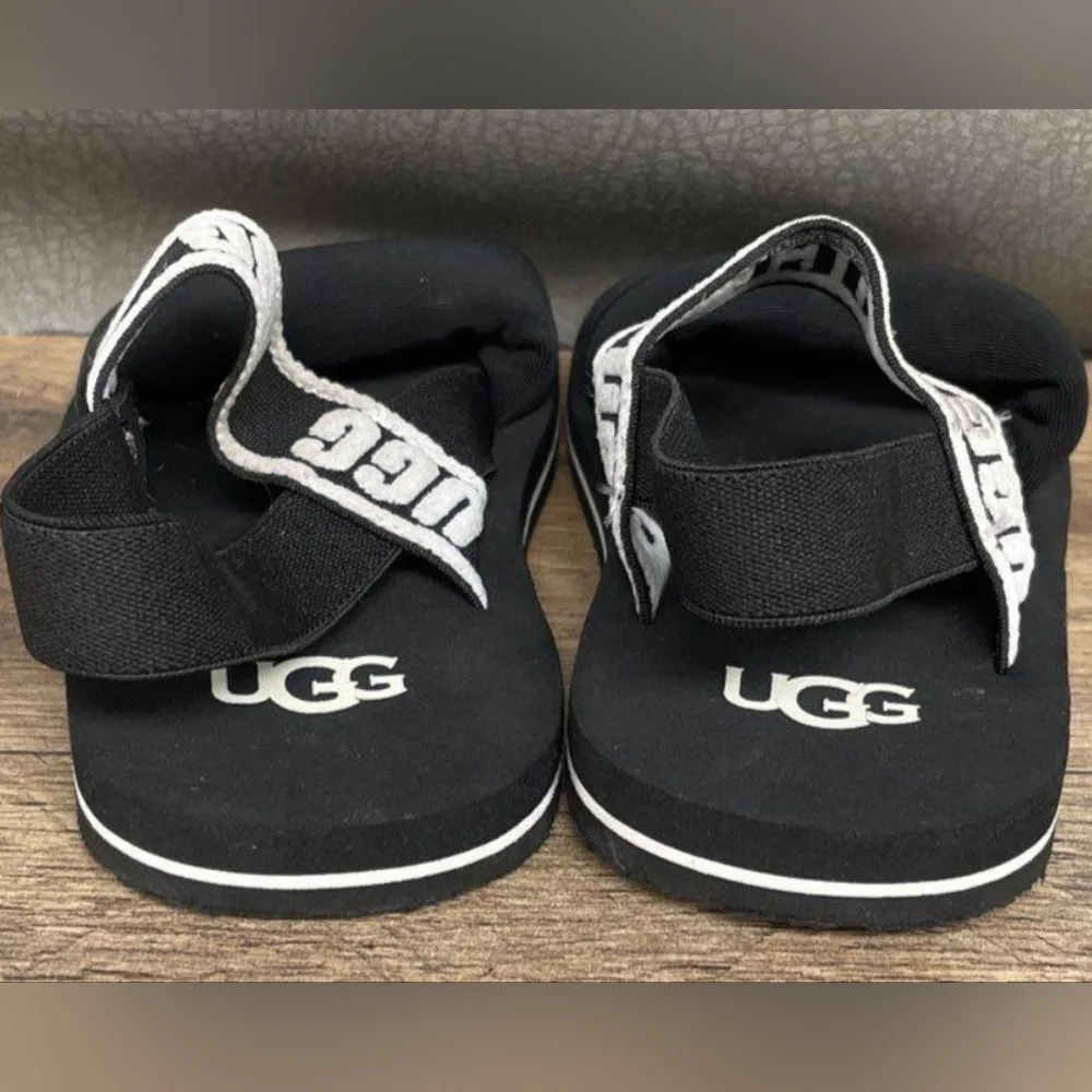 UGG Zuma Sling Black & White Logo Strap Toddler Sandals Size 7T MSRP $50