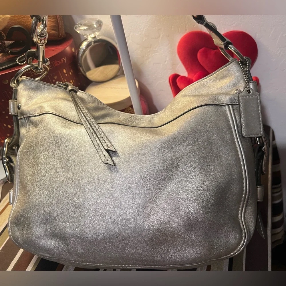 Coach 2008 Zoe Silver Leather Hobo Shoulder Bag Creed J0882-12671 (PIF)