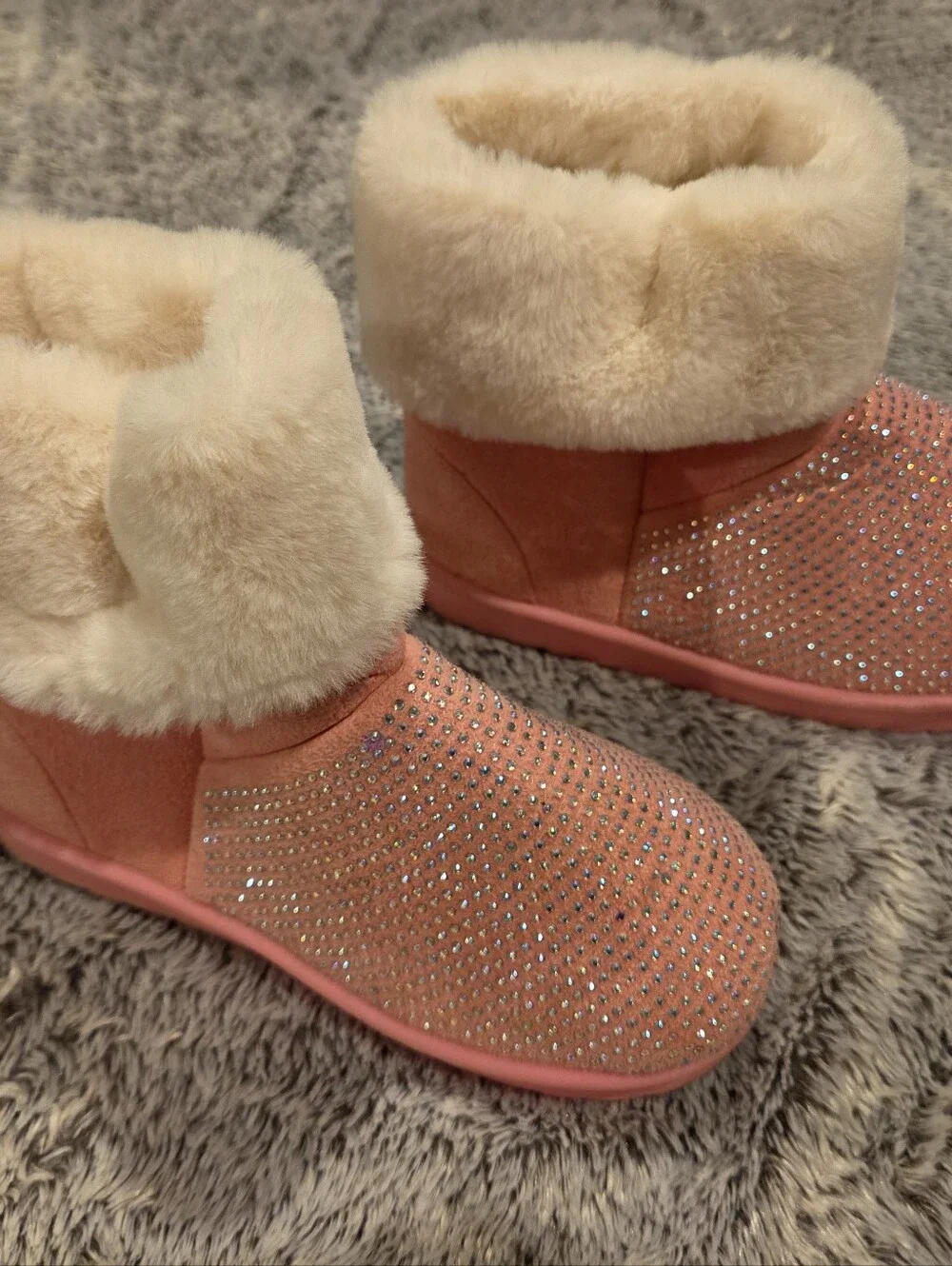 Olivia Miller Pink Sparkle Faux Fur Lined Boots Sz 3