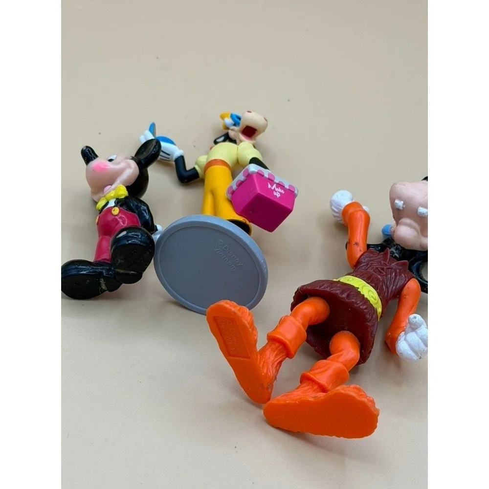 Disney Mickey Mouse Daisy Duck Goofy PVC Figure Lot of 3 Figurines