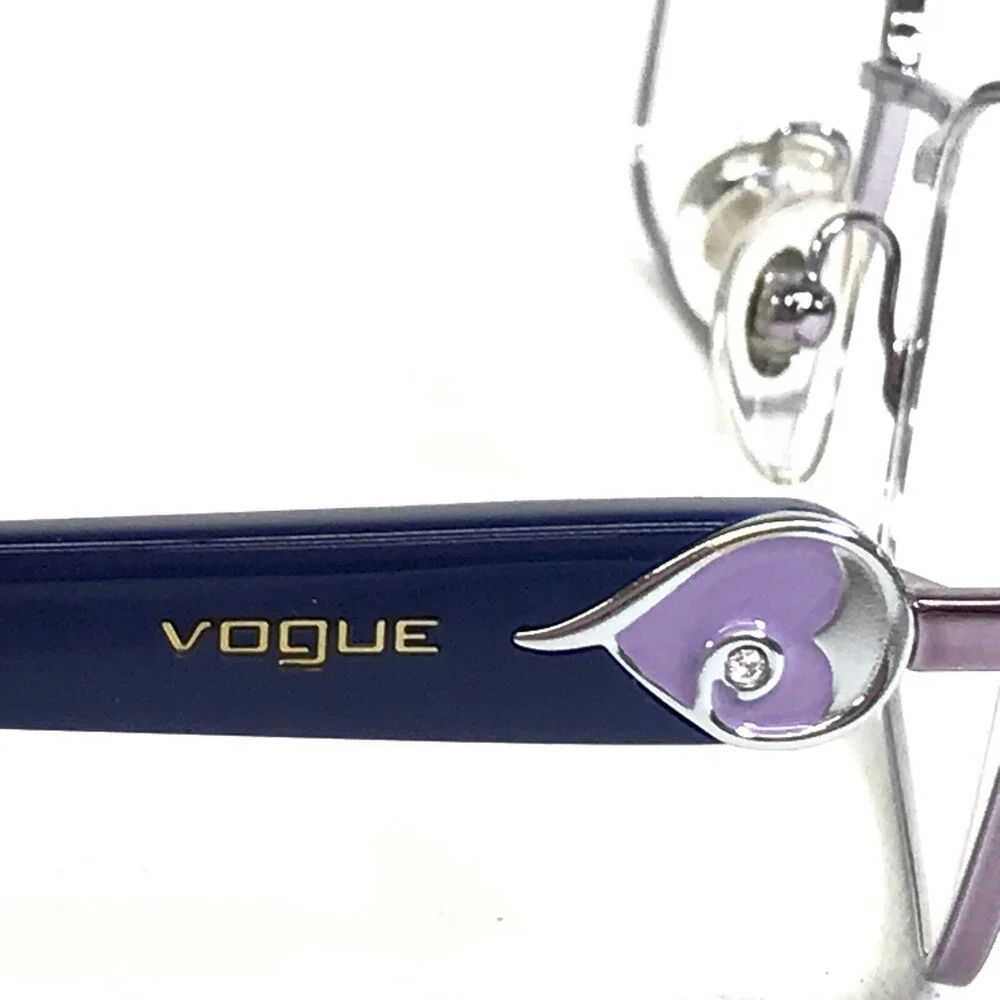 Vogue brand new