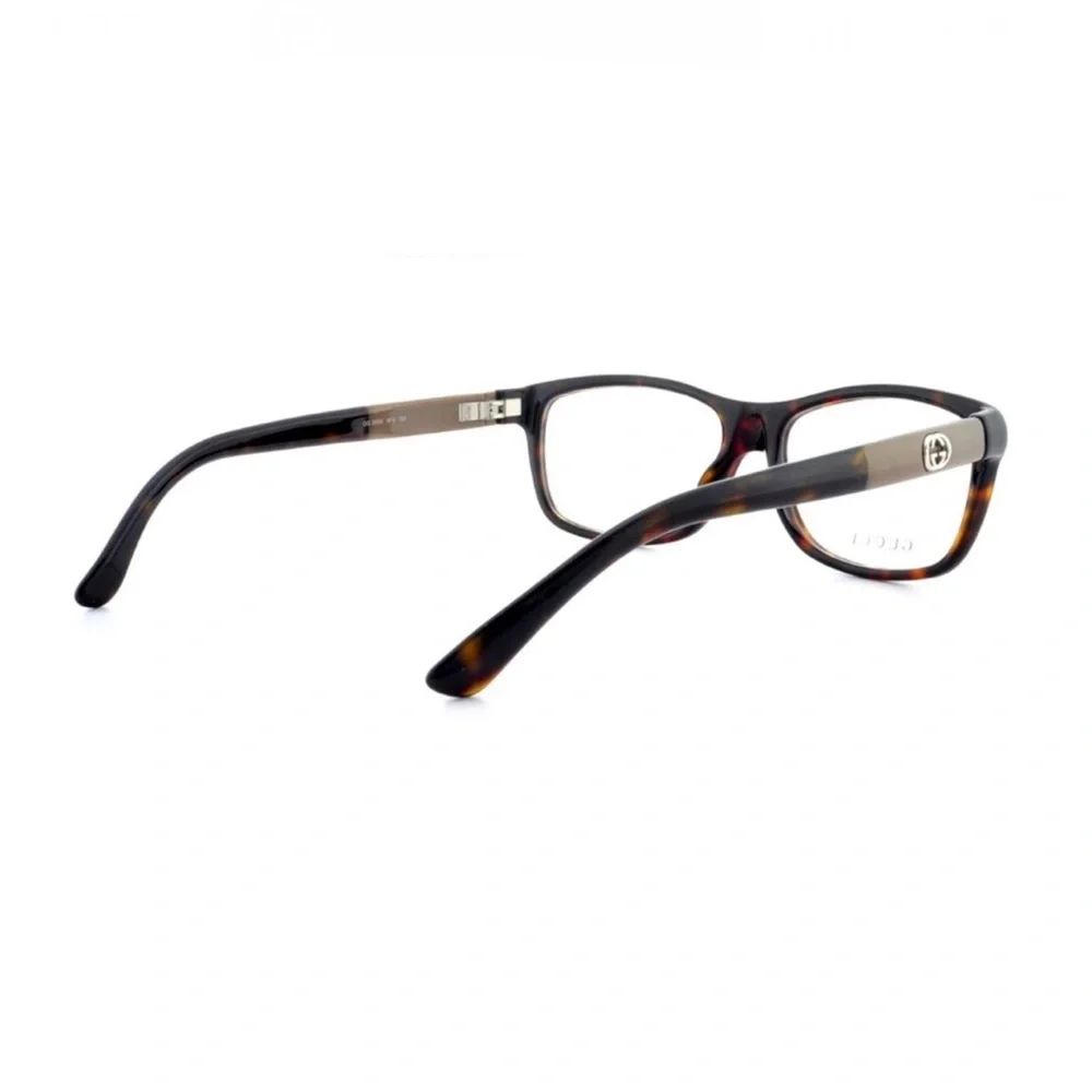 Gucci stunning by just