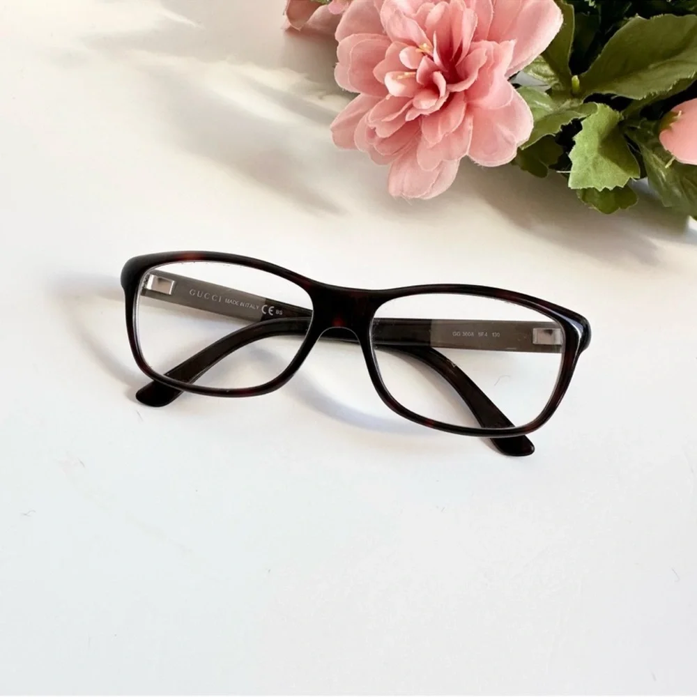 Gucci eyeglasses hardware