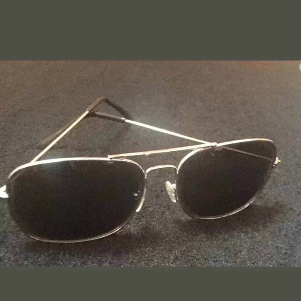 Vintage pairs unbranded