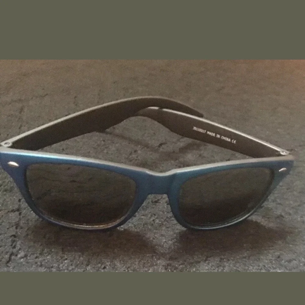 Vintage pairs unbranded