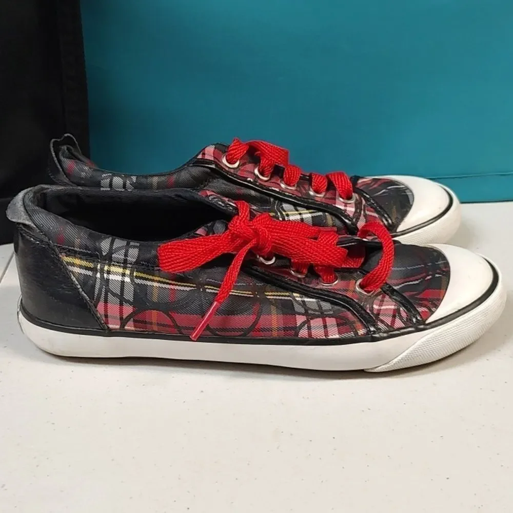 Coach size poppy