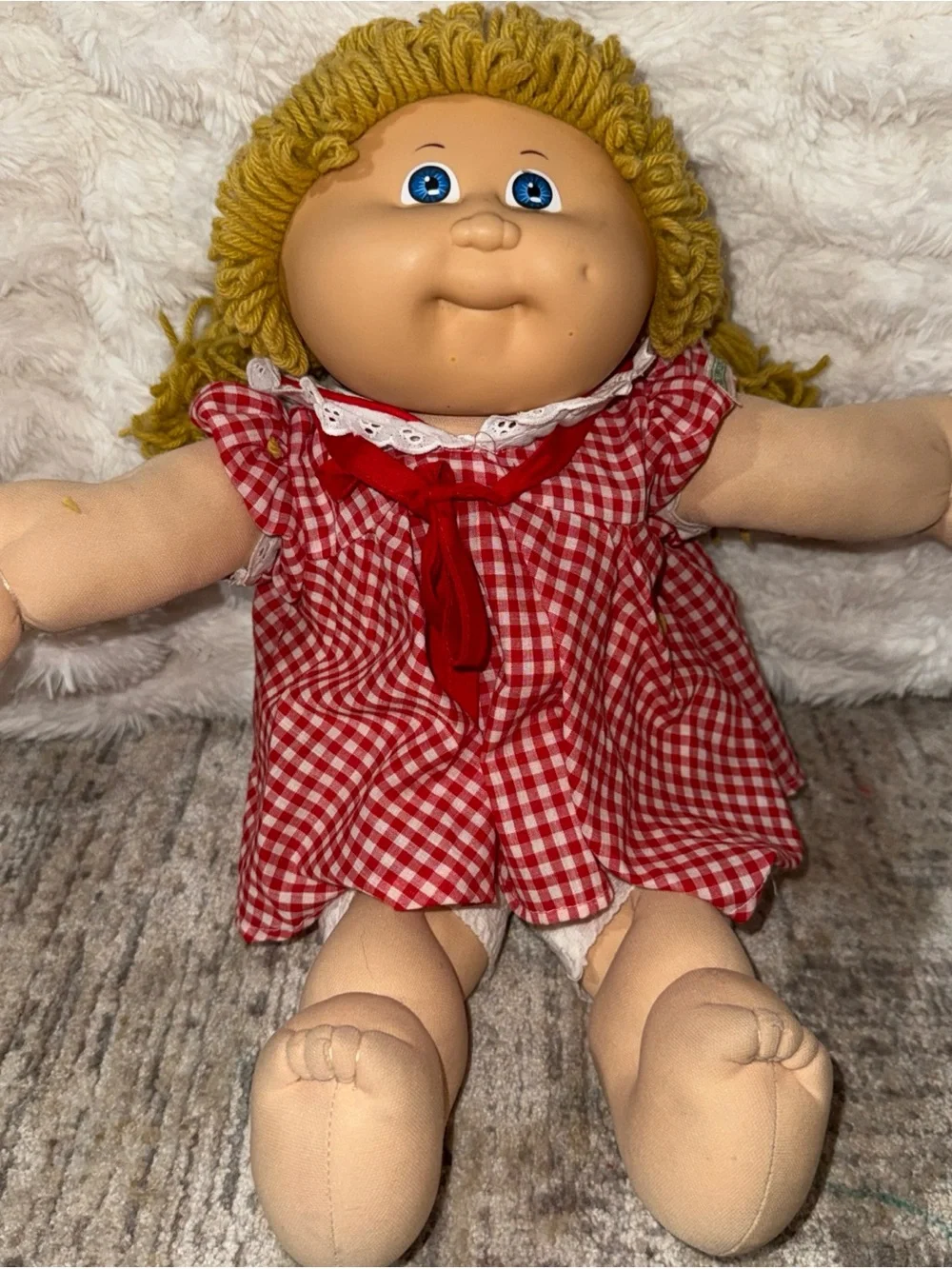 Vintage cabbage patch doll blond hair 1985 red checkered dress
