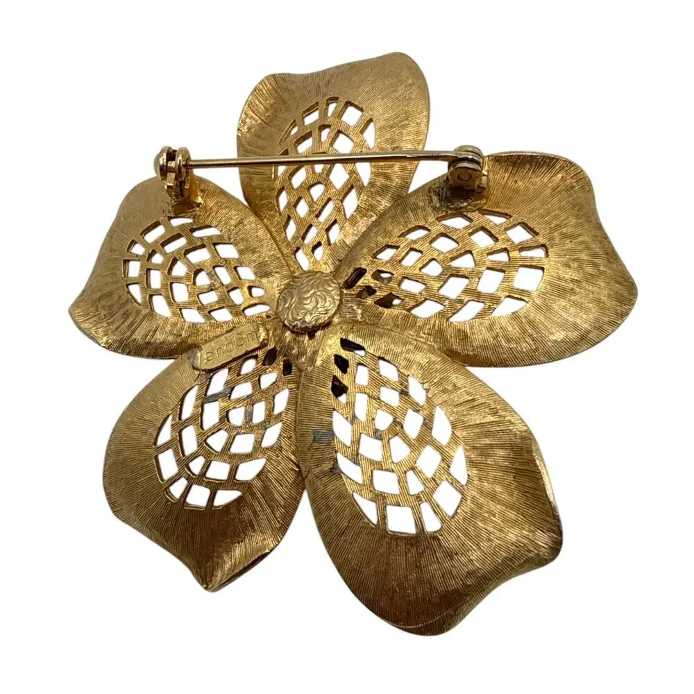 Vintage Vendome Signed Gold Tone Openwork Flower Brooch Faux Pearl Rhinestone