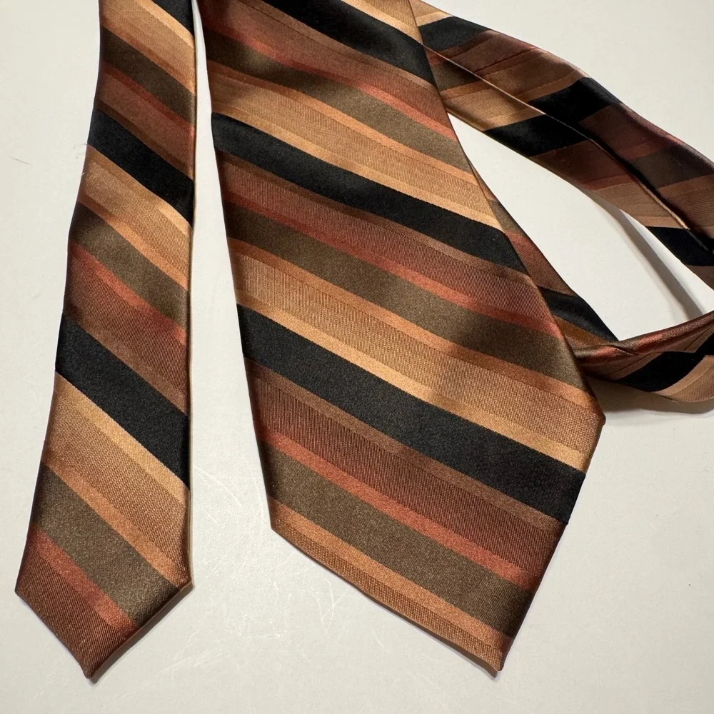 Perry Ellis timeless material casual