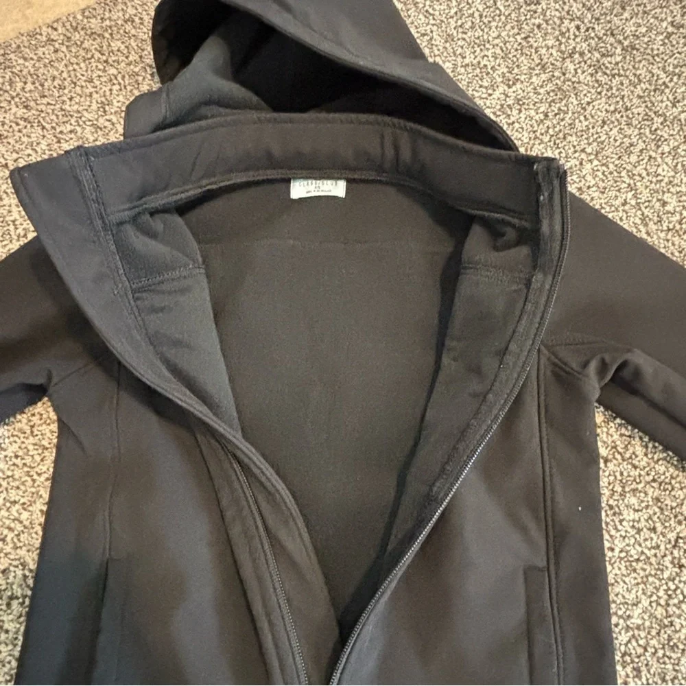 Class Club black hooded