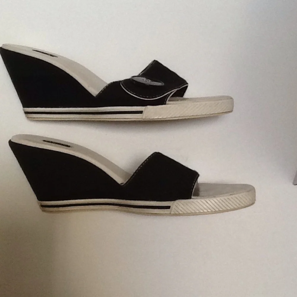 Lacoste aimee black
