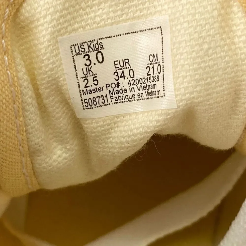 Vans skool pet packaged