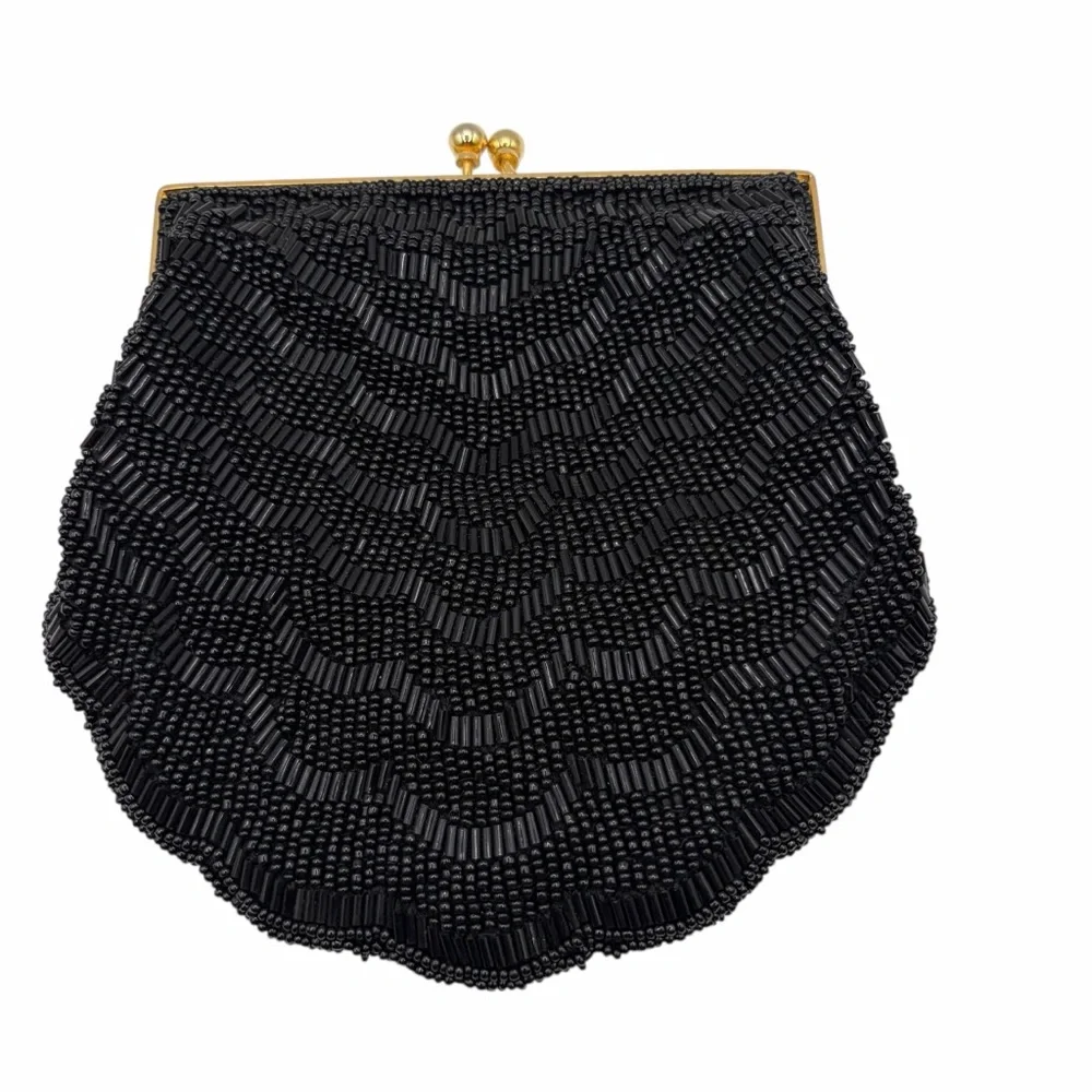 VINTAGE BLACK BEADED EVENING BAG — ART DECO STYLE CLUTCH W/ GOLD KISS LOCK CLAM