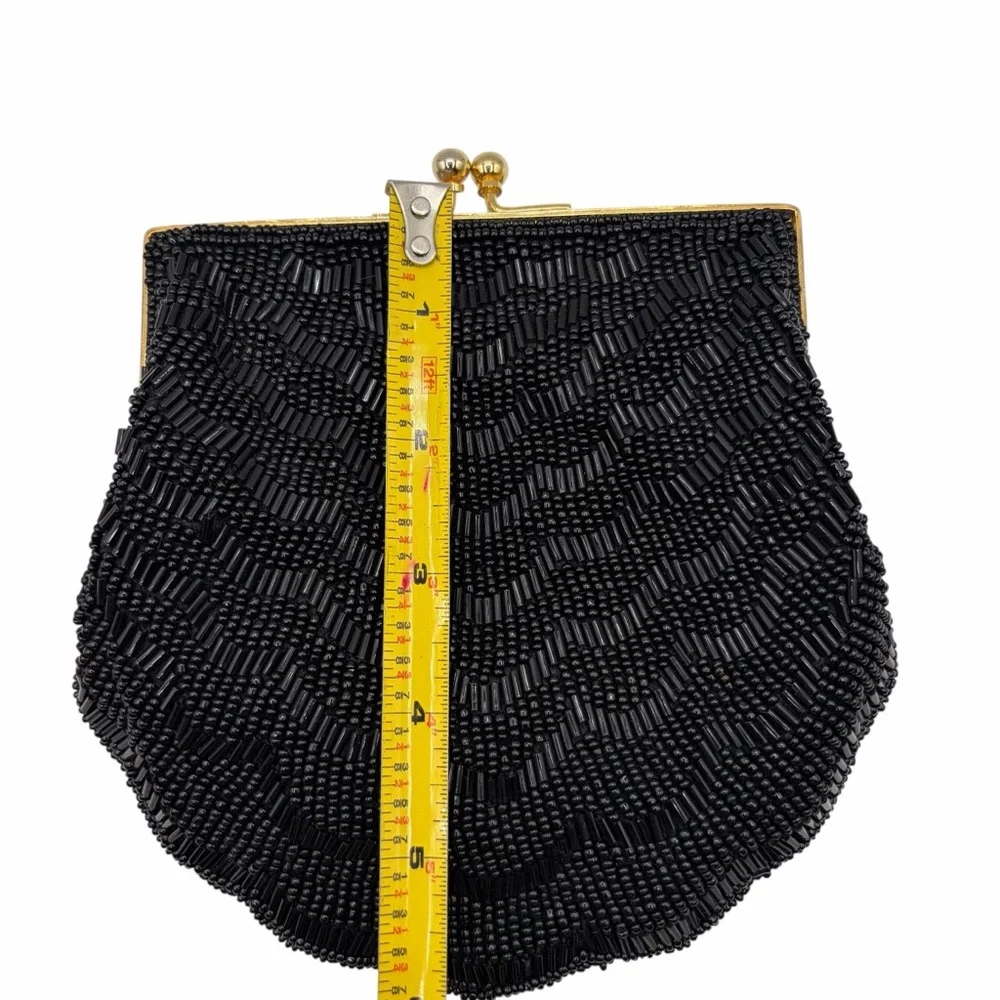 VINTAGE BLACK BEADED EVENING BAG — ART DECO STYLE CLUTCH W/ GOLD KISS LOCK CLAM
