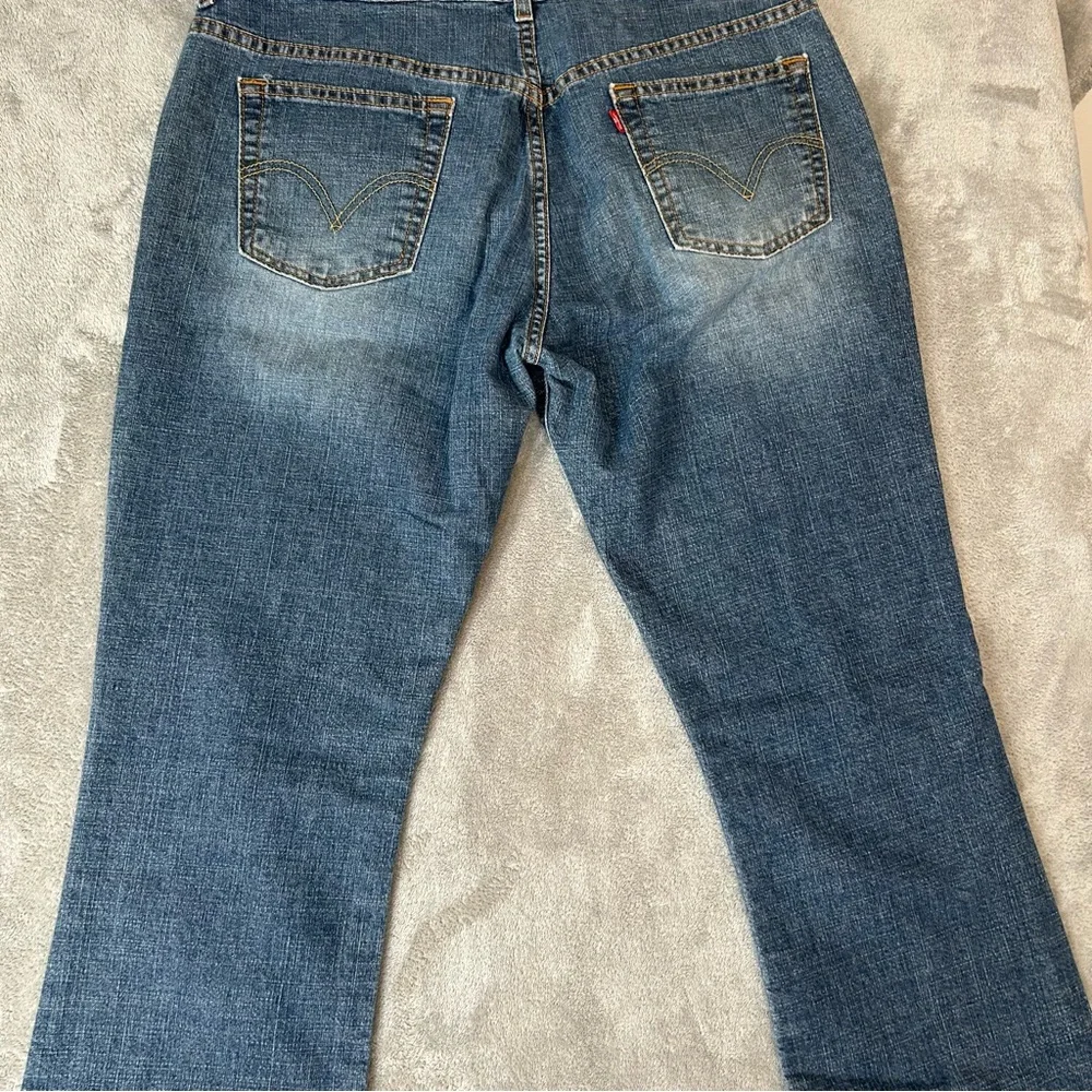 Levis this pair