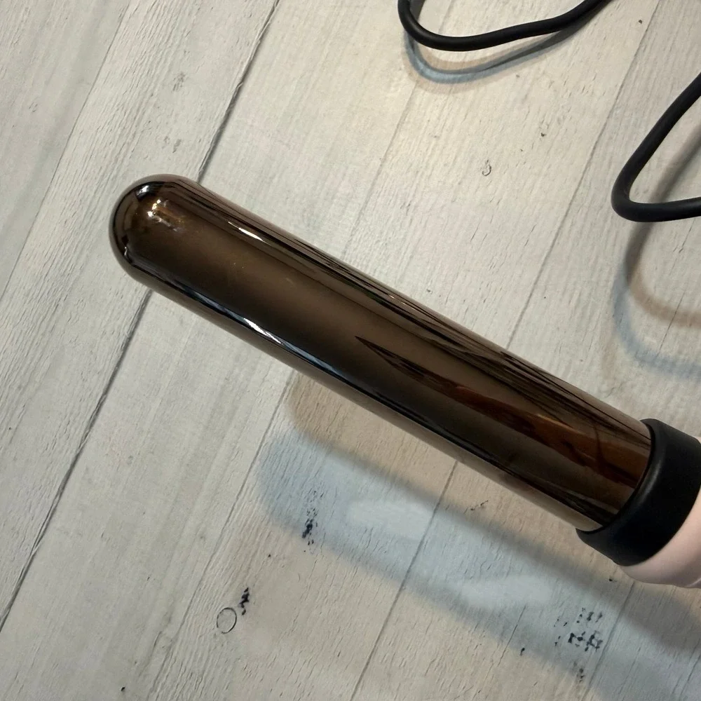 L'ange Hair Ondulé Ceramic Curling Wand 1
