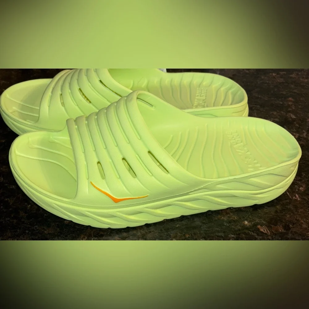 NWT Hoka Ora Recovery Orthopedic Slide Men’s Size 14 Butterfly/Radiant Yellow