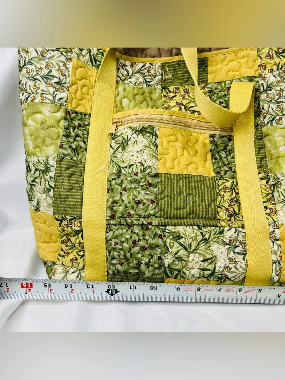 Donna Sharp Quilted Botanical large