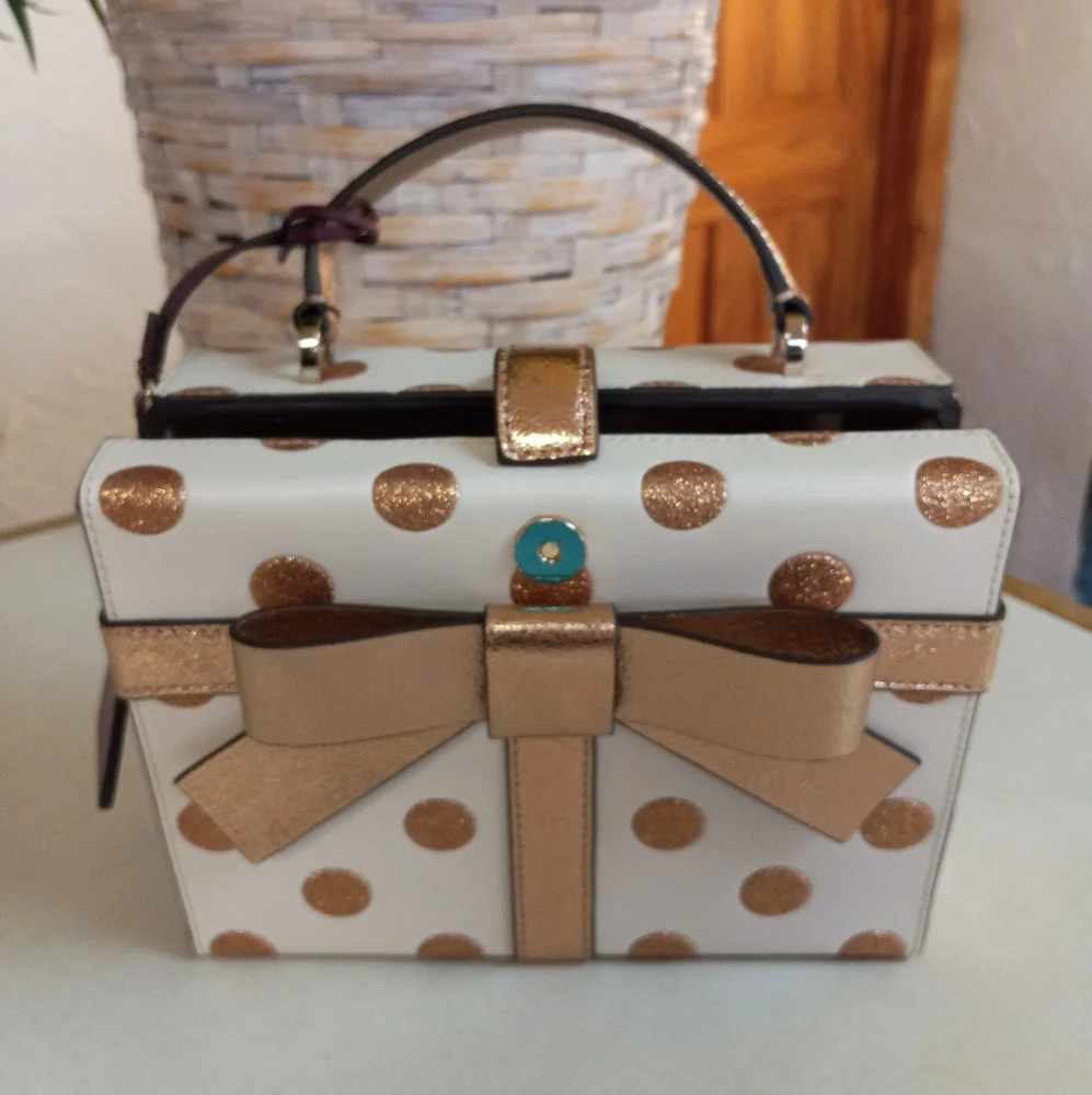 Kate Spade New York Crossbody Bag, Wrapping Party Gift Box. Parchment & Gold
