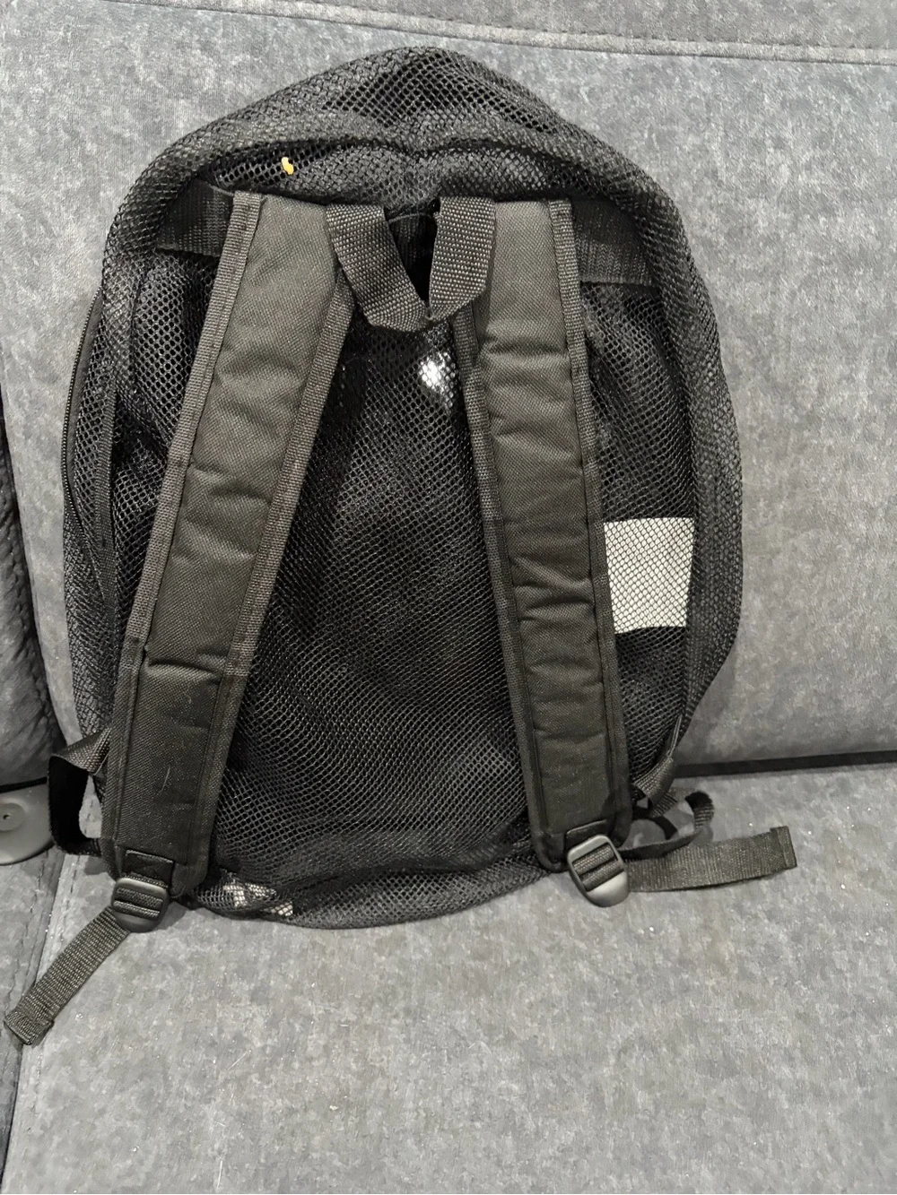 N/A black mesh