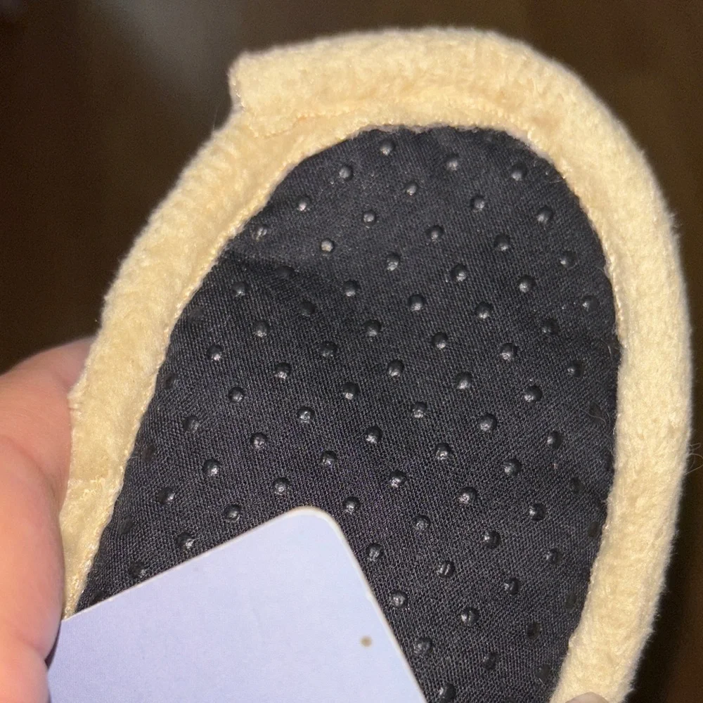 Baby Team Slippers Tennessee with Logo 3-6 Months NWT