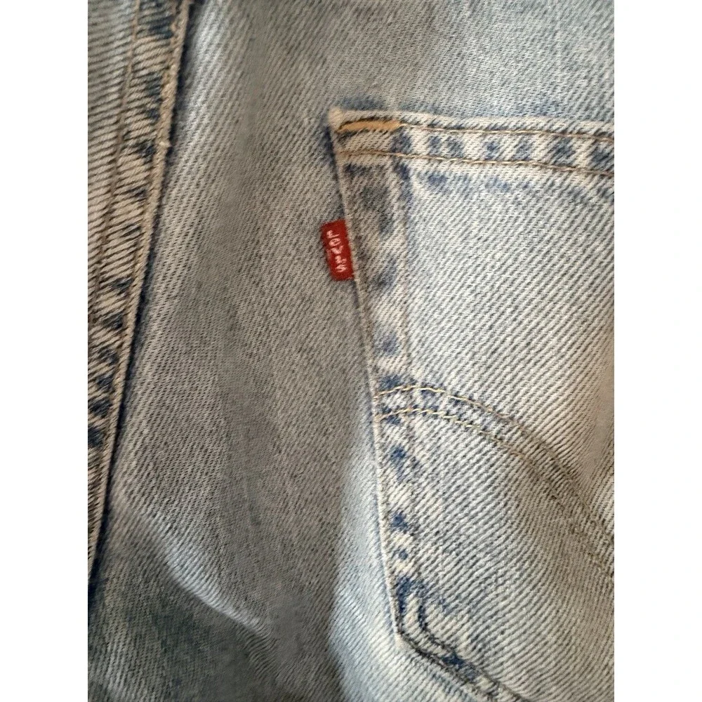 Levis levis 505