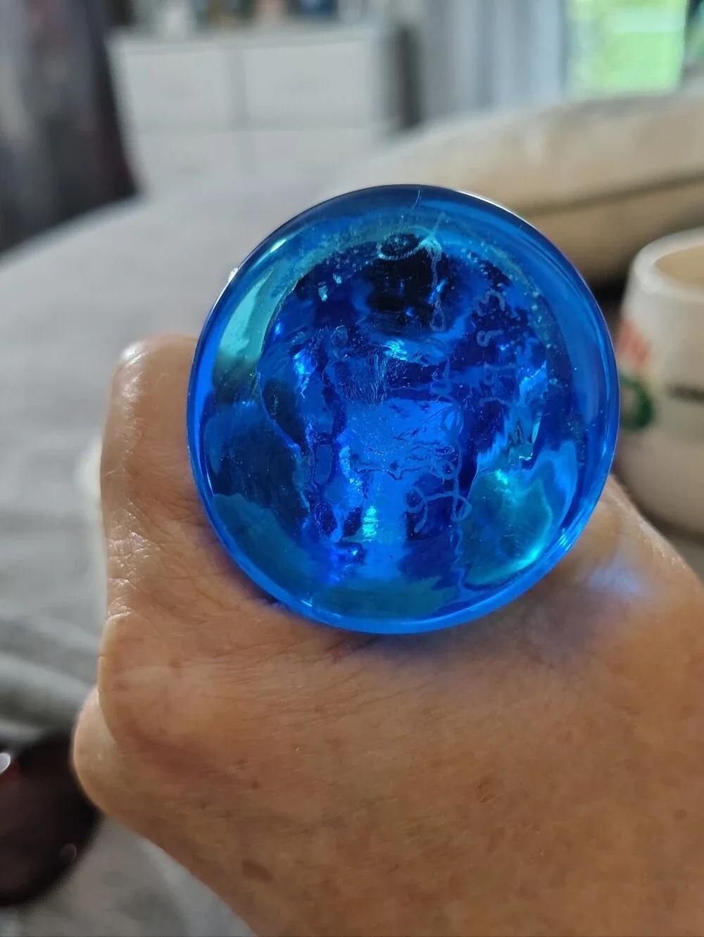 Leo Ward elegant blue