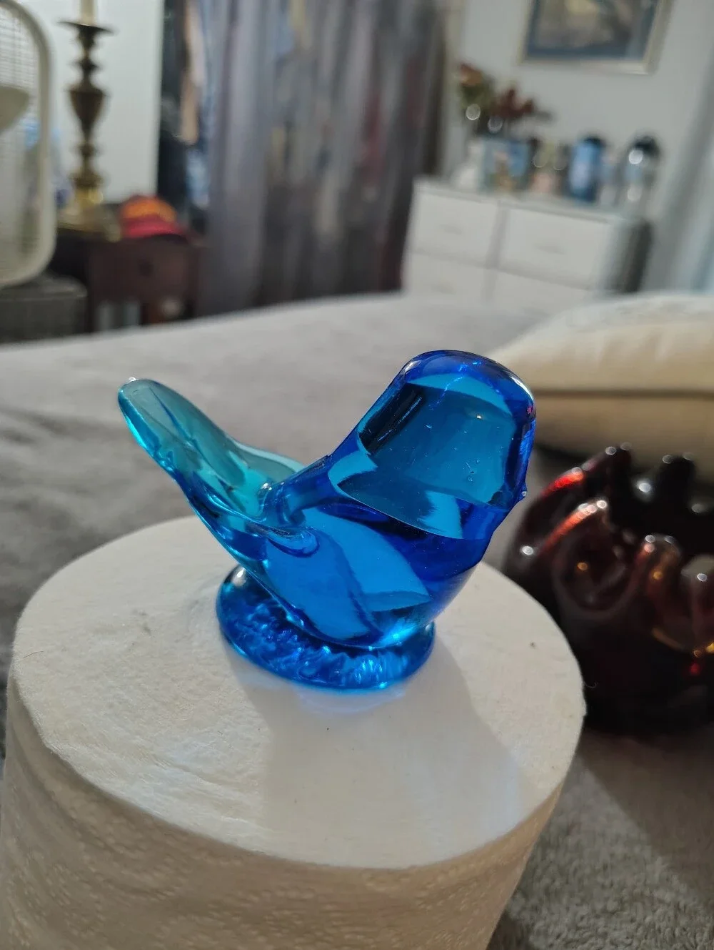 Leo Ward elegant blue