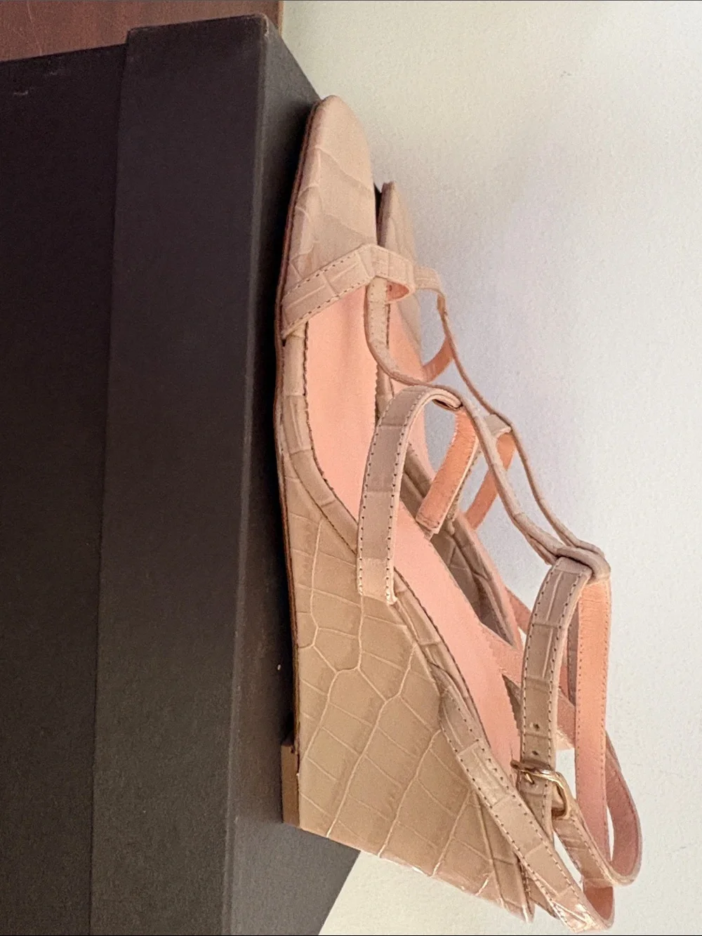 J. Crew new embossed comfort