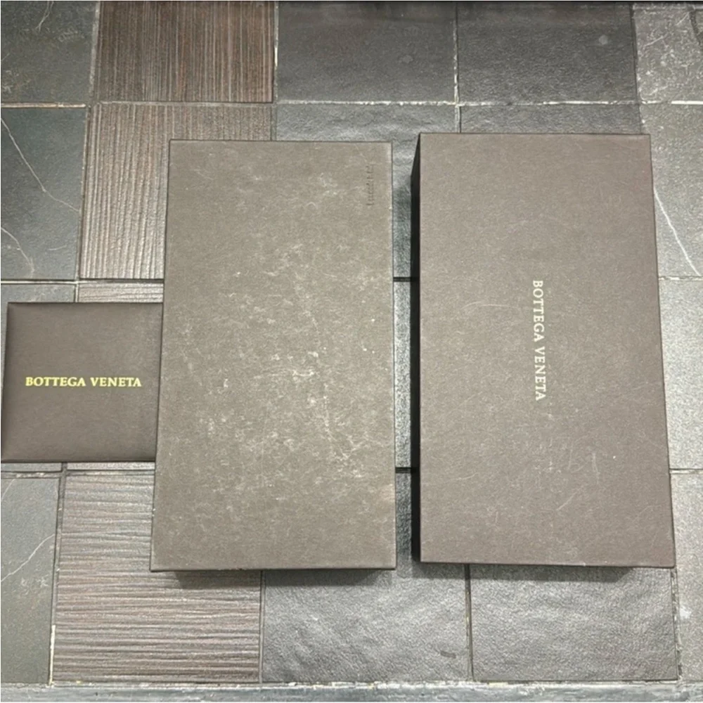 Authentic Bottega Veneta luxury designer storage box with authenticity papers