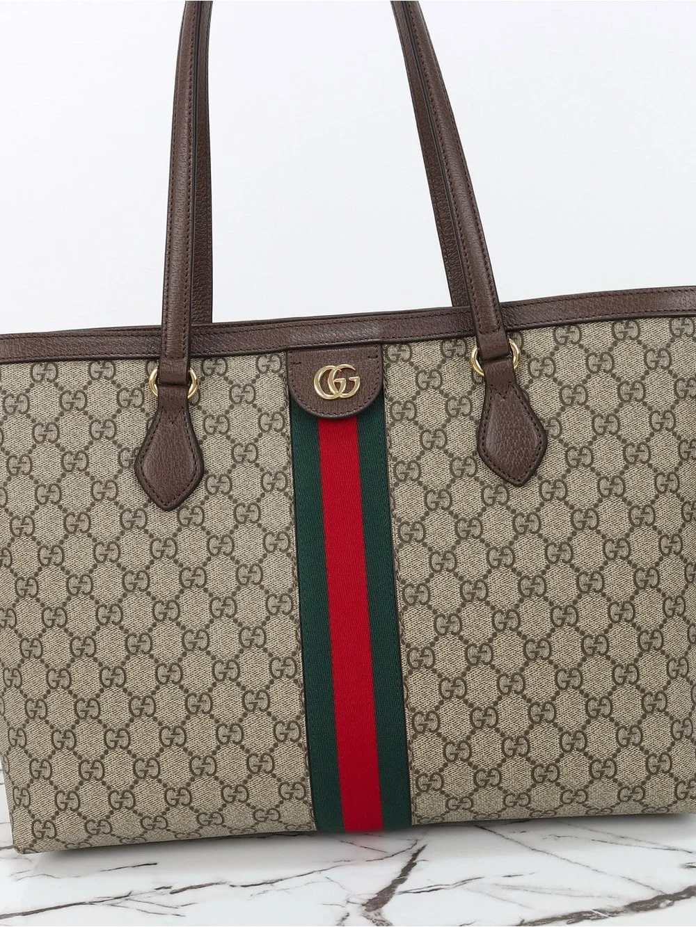 Gucci.        . hardware web