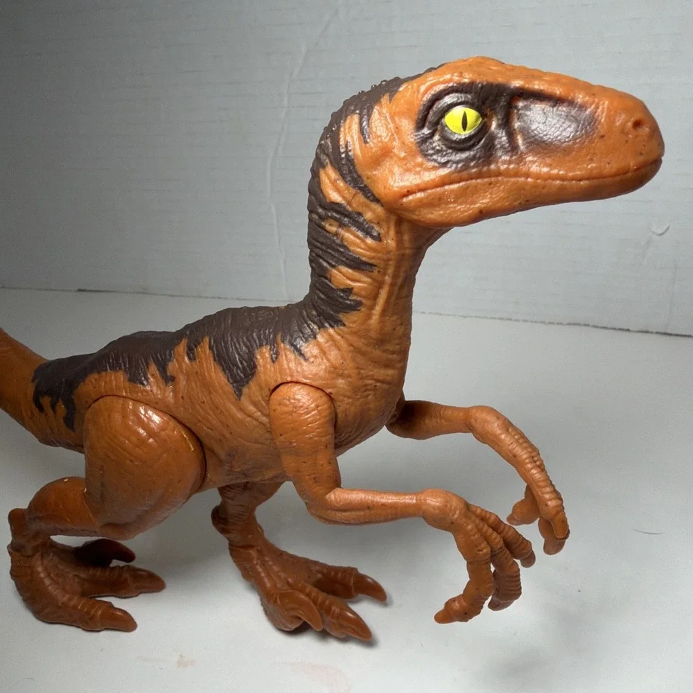 Jurassic World hi tail