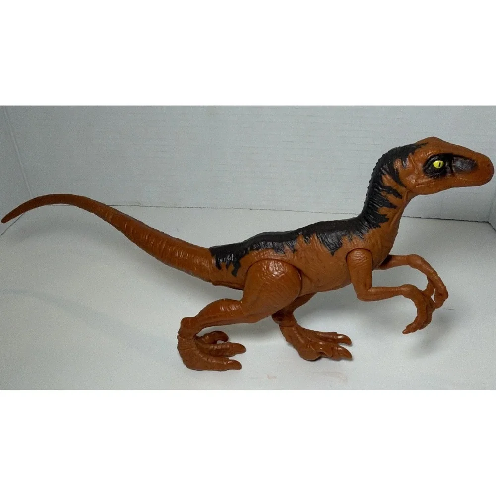 Jurassic World hi tail