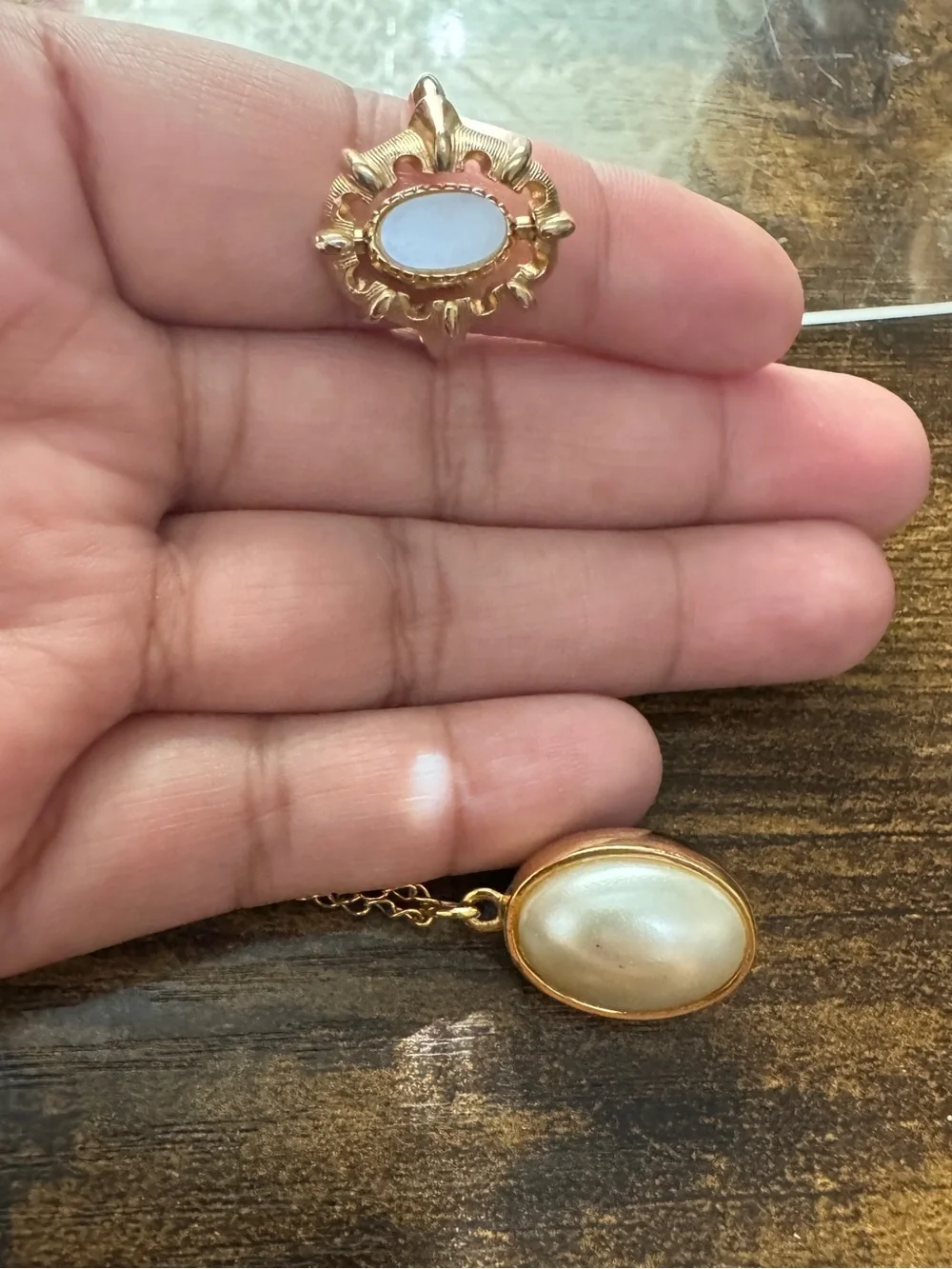 Avon preown ring