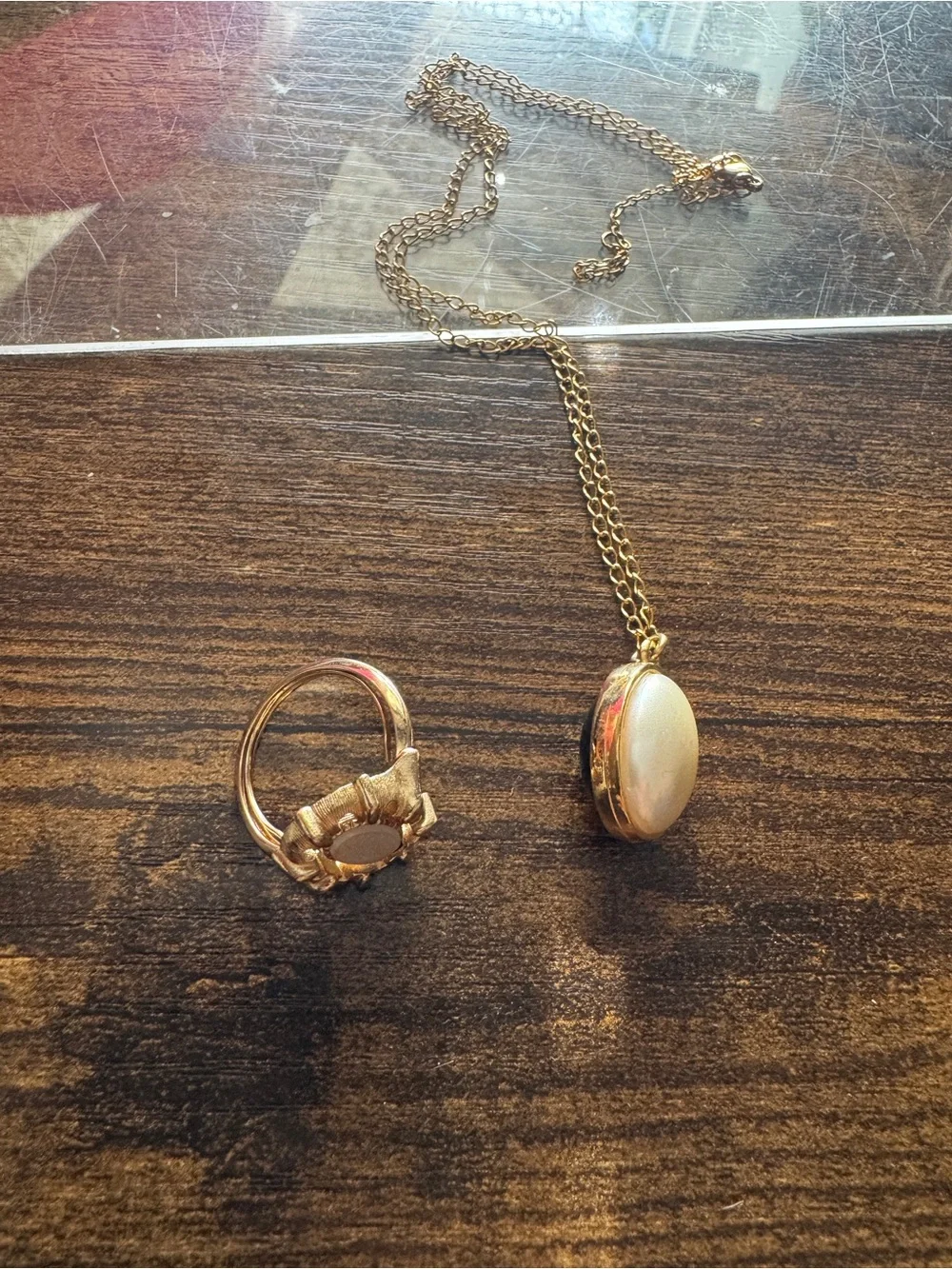 Avon preown ring