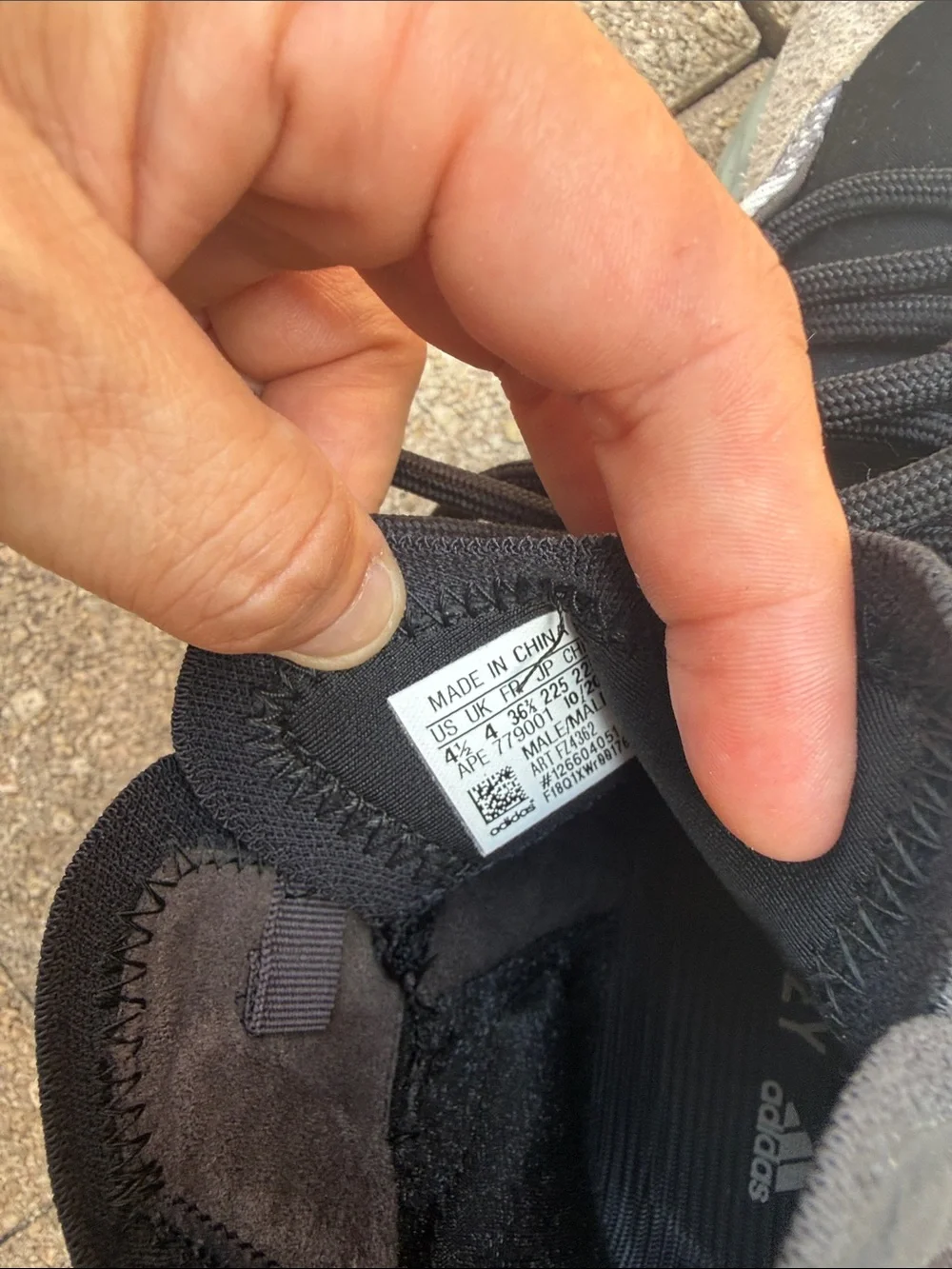 Yeezy QNTM basketball Sneakers