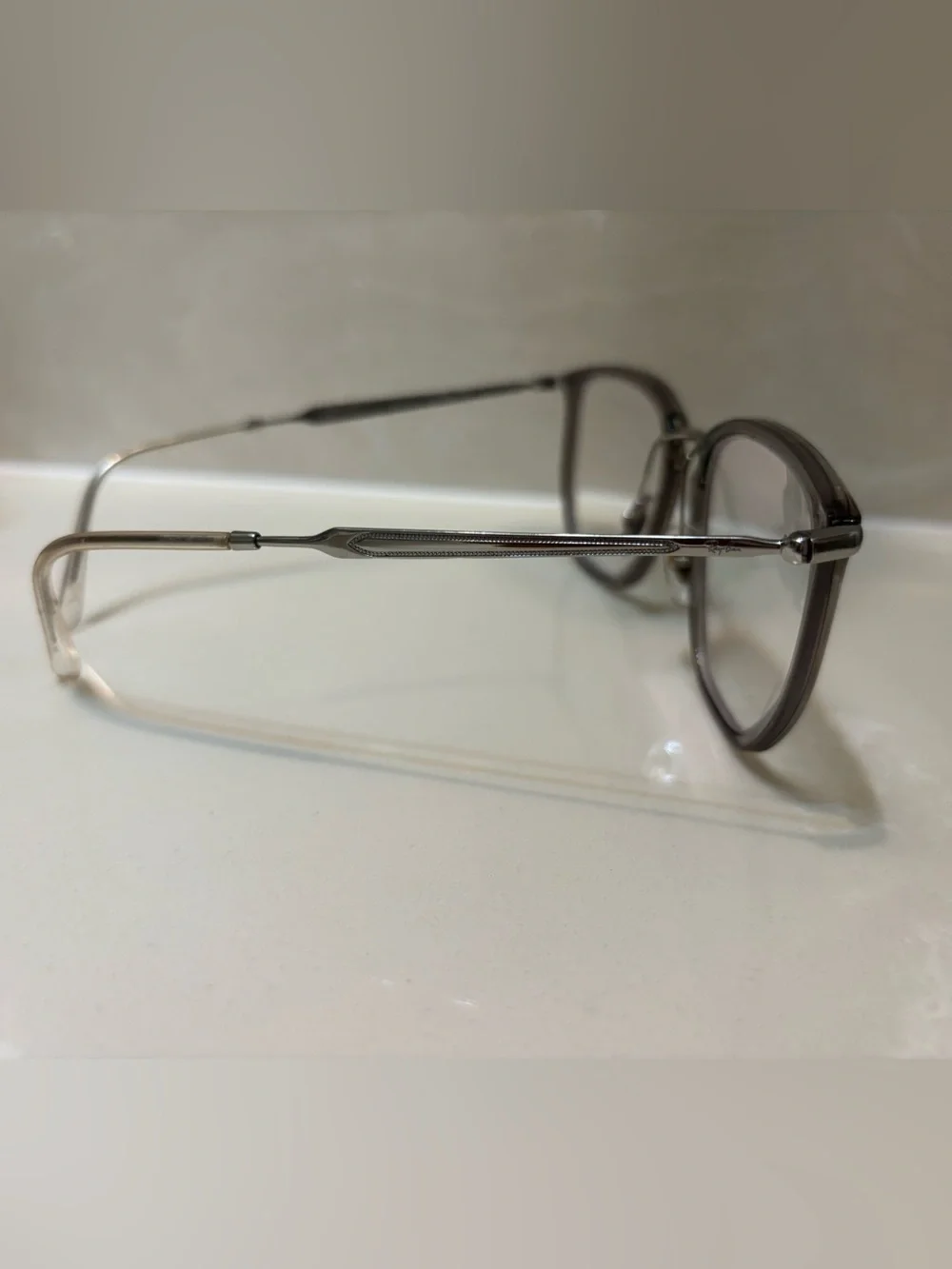 Ray-Ban authentic ray
