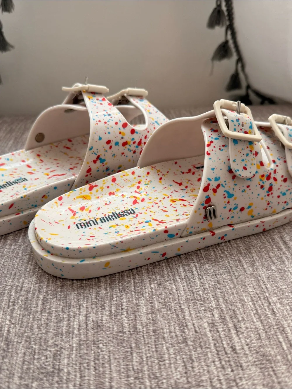 Mini Melissa speckle playful