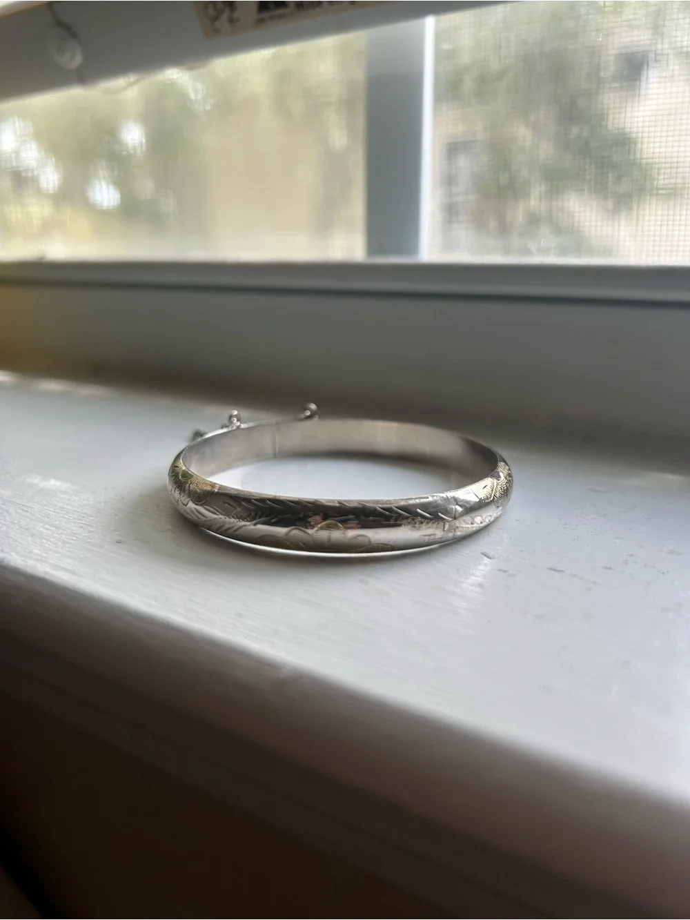 N/A polished silver