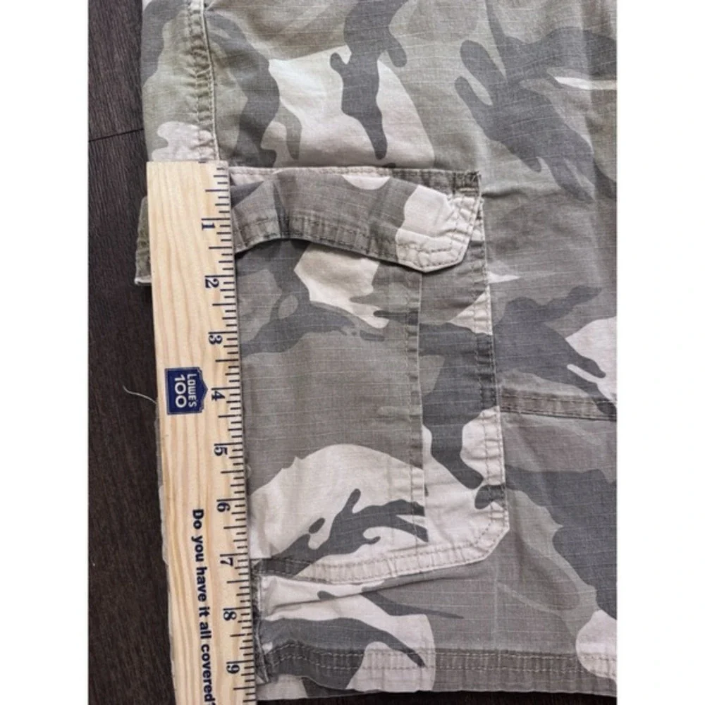 Wrangler camo cargo