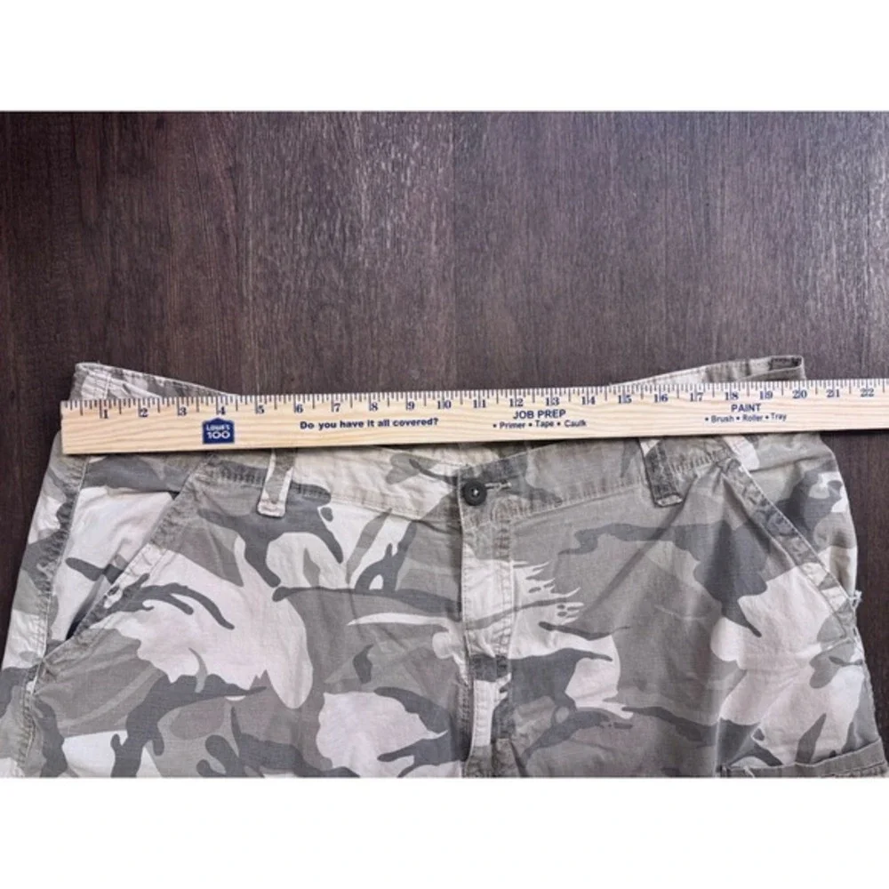 Wrangler camo cargo