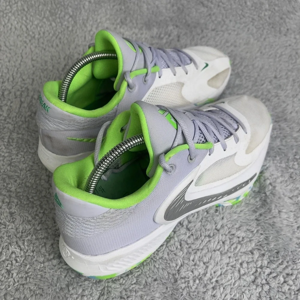 Nike Zoom Freak 4 Shoes Mens Size 9 White Green Basketball DJ6149-101 Sneakers