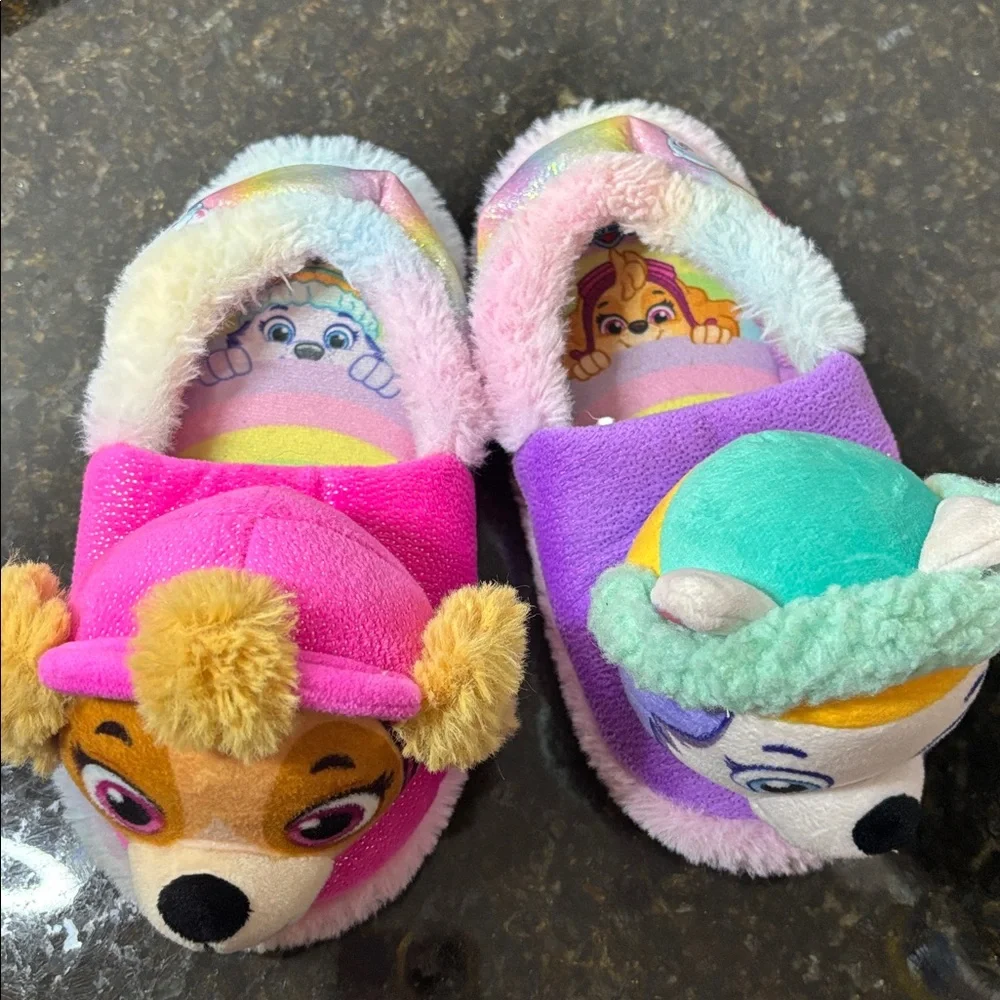 Nickelodeon adorable paw