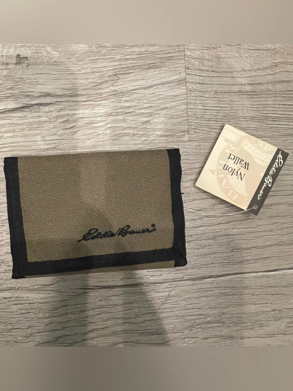 Eddie Bauer loop wallet