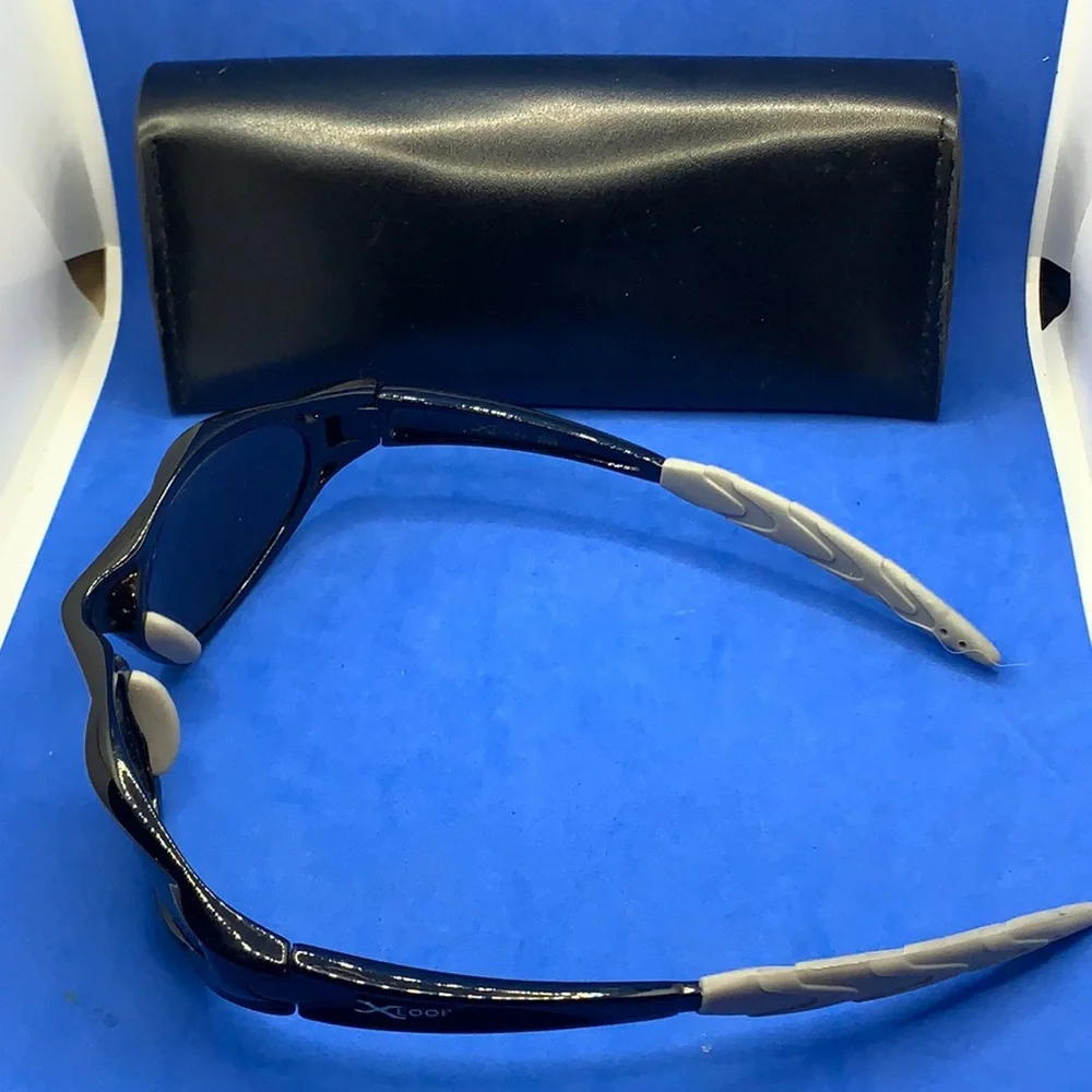 X Loop loop polarized