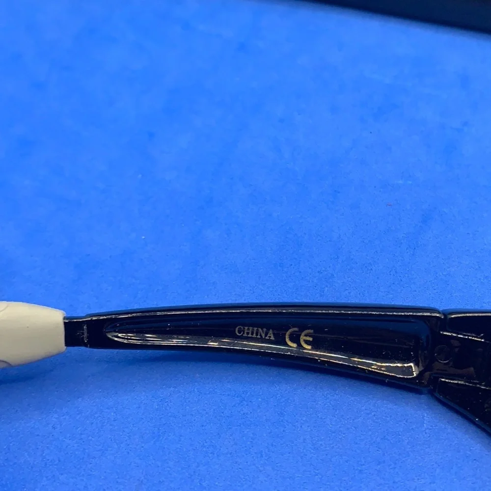 X Loop loop polarized